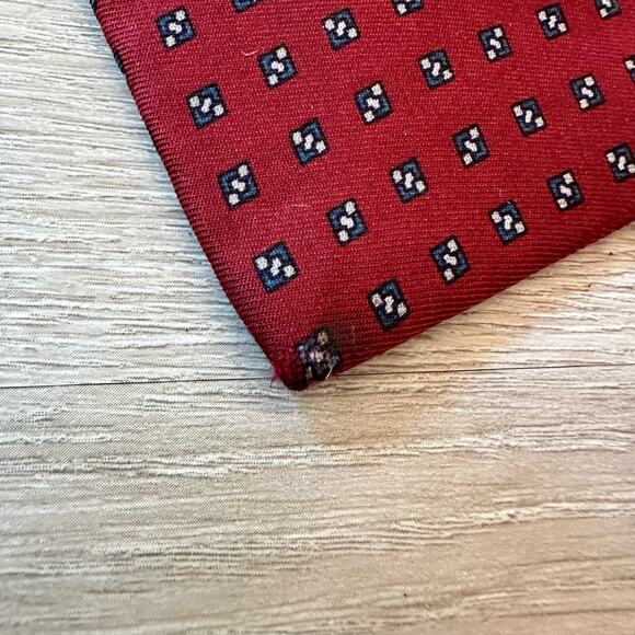 Vintage Liberty of London Silk Tie Printed in England Red Blue - Picture 5 of 6